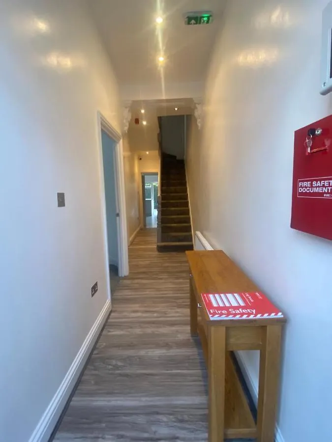 Homestay Cosy House In Newham Apartment London